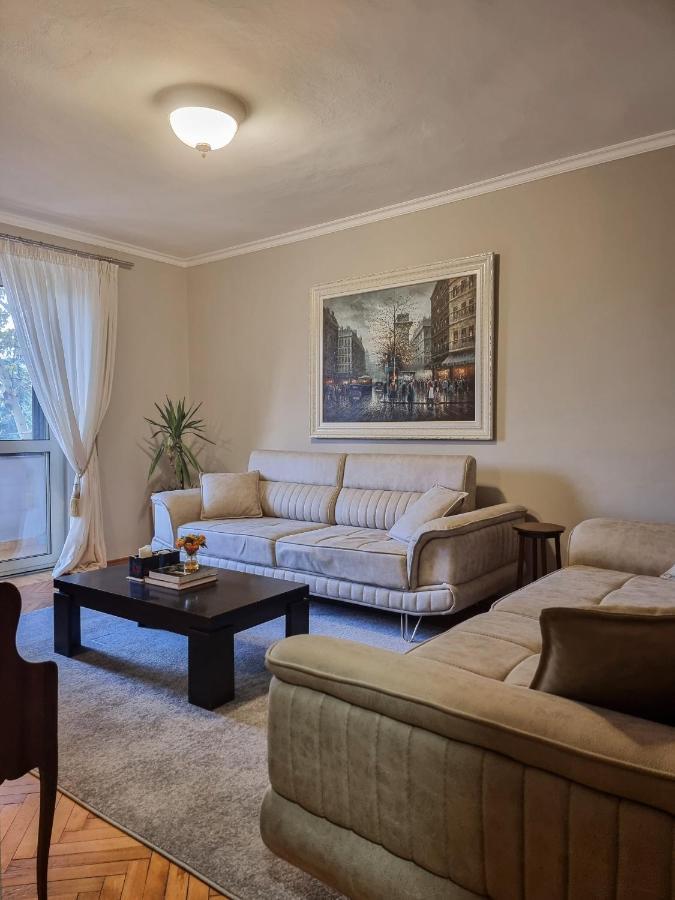 Tirana Center Cozy Apartment Экстерьер фото