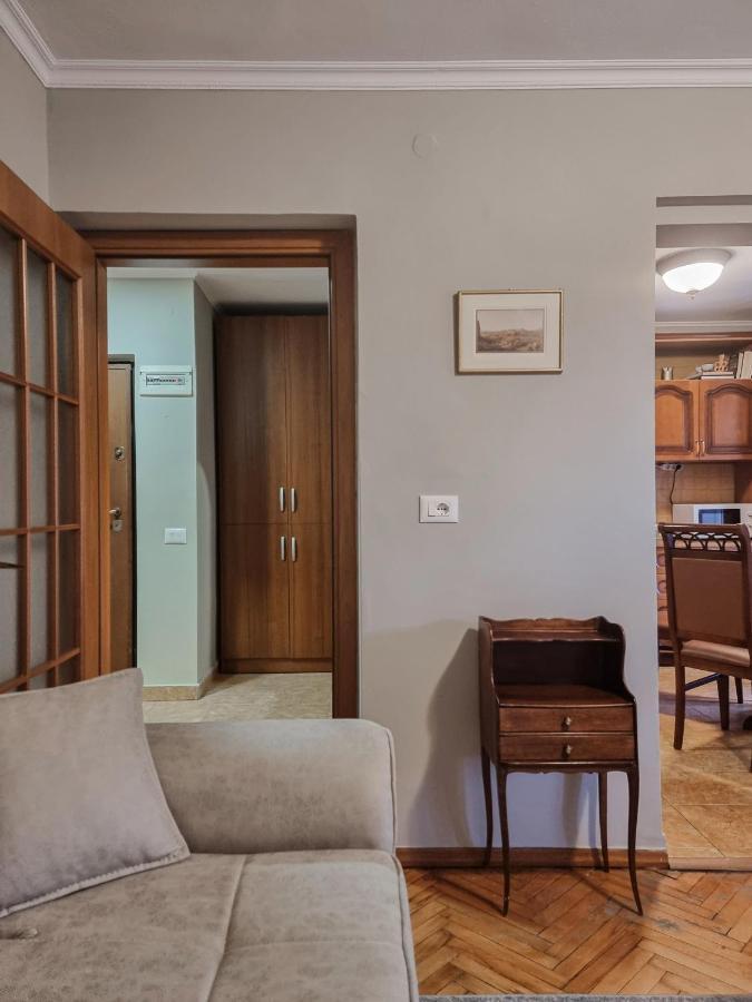 Tirana Center Cozy Apartment Экстерьер фото