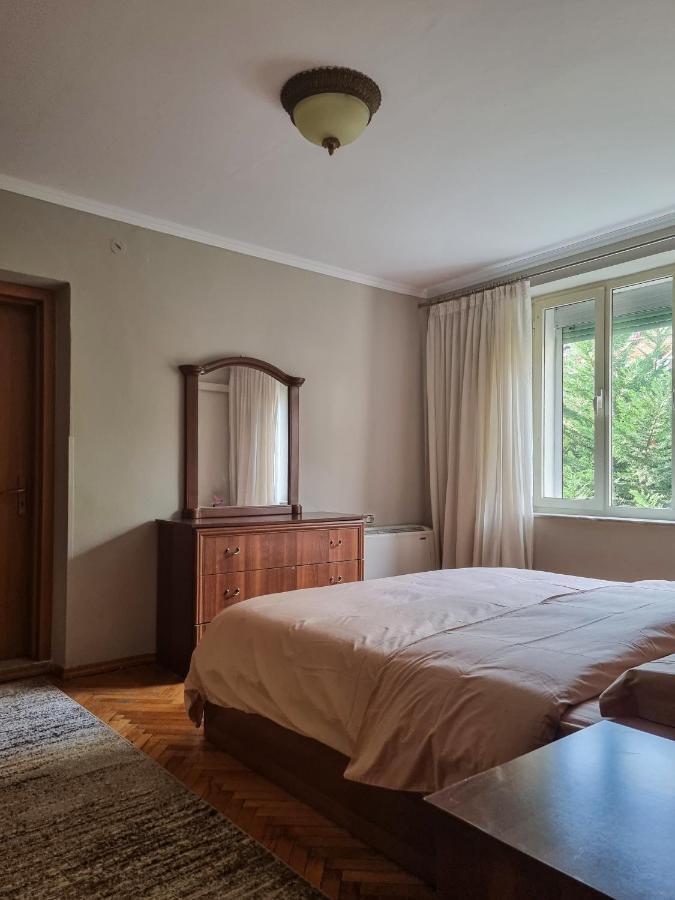 Tirana Center Cozy Apartment Экстерьер фото